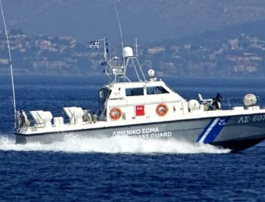 Εντοπίστηκε σκάφος με 60 μετανάστες στον Καϊάφα Ηλείας